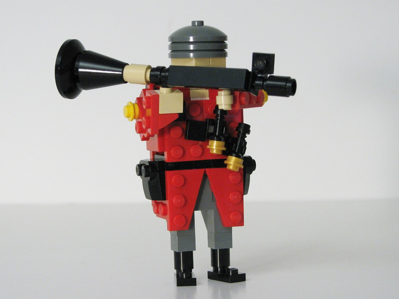 Illustration for article titled These TF2 LEGO Figures are so Small! They are Funny to me!